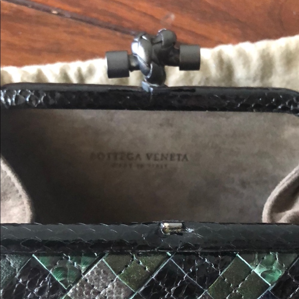 Bottega Veneta Python Patchwork Knot Clutch - image 3